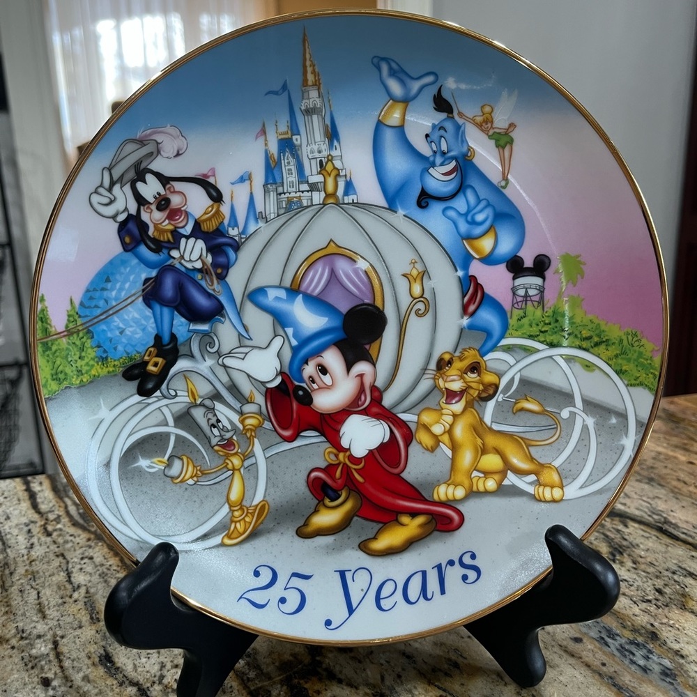 1996 collectible Disney plate 25 years